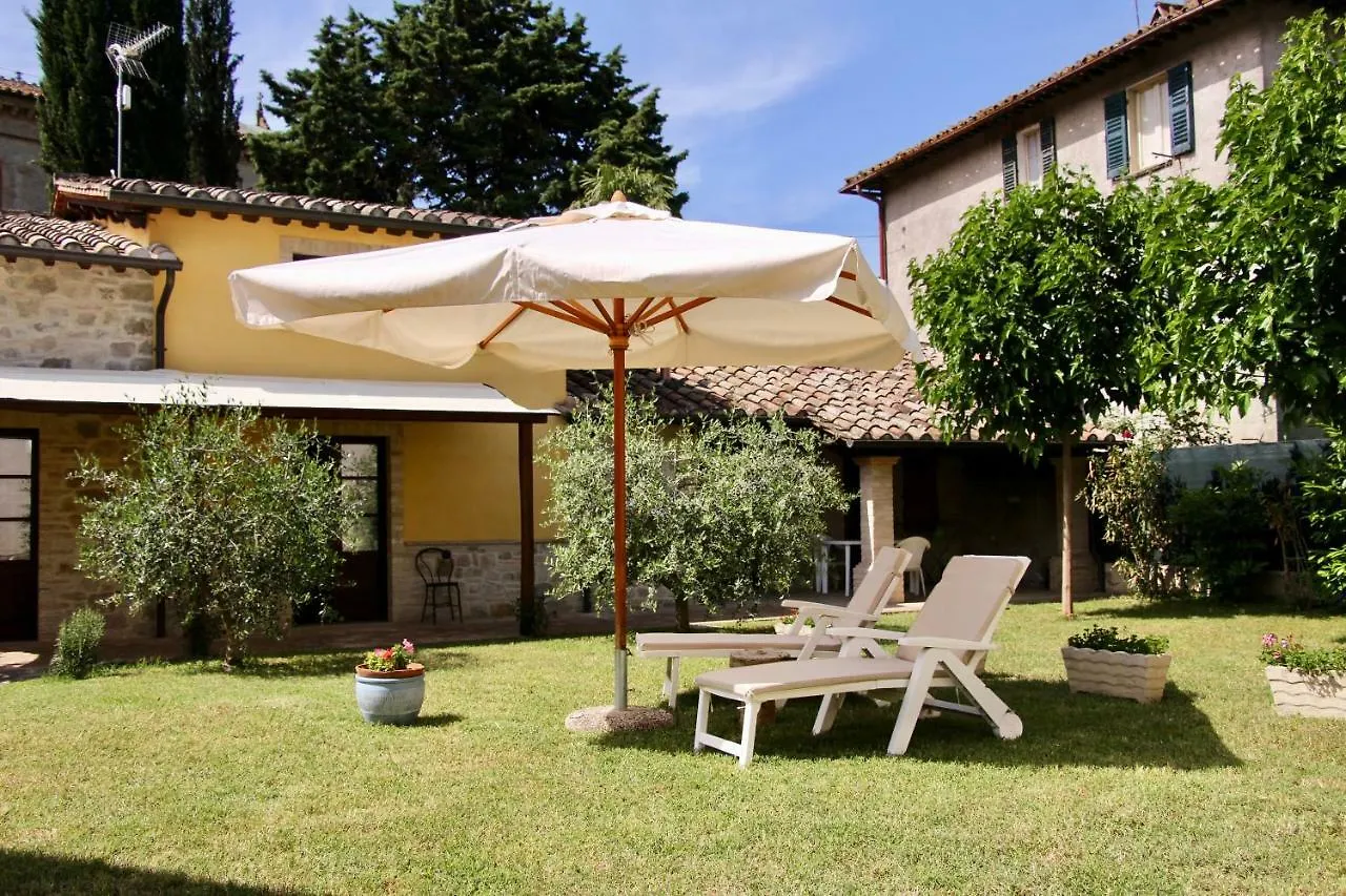 Holiday home Il Cortile Delle Rose Holiday House Perugia